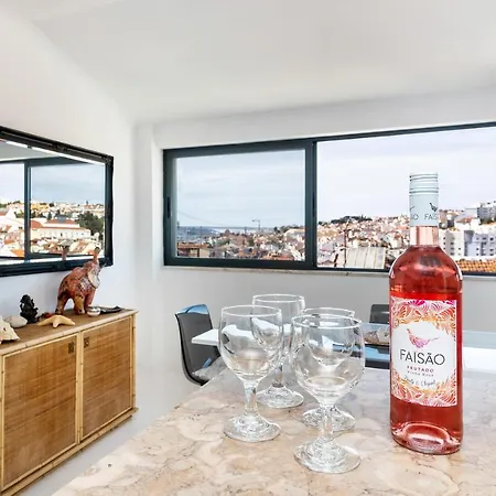 Breathtaking View Over Lisbon Apartamento Lisboa